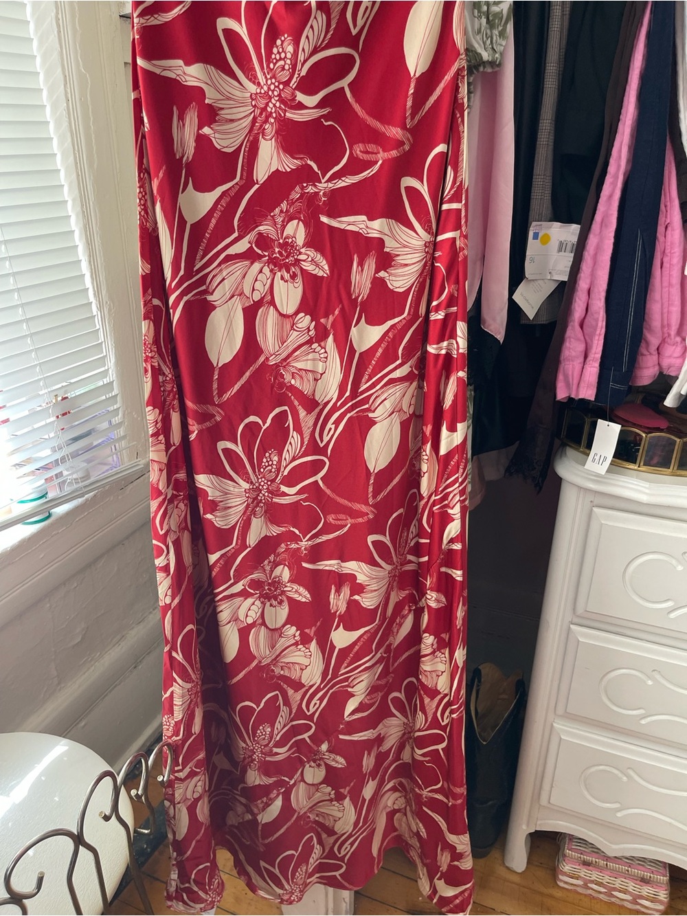 Reformation Yesenia 100% Silk dress - Picture 12 of 16